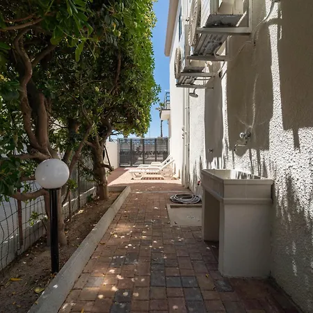 Seaview Lido Terrace