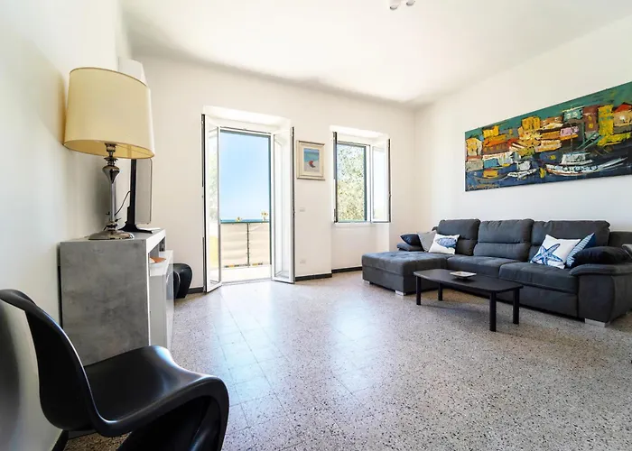 Seaview Lido Terrace