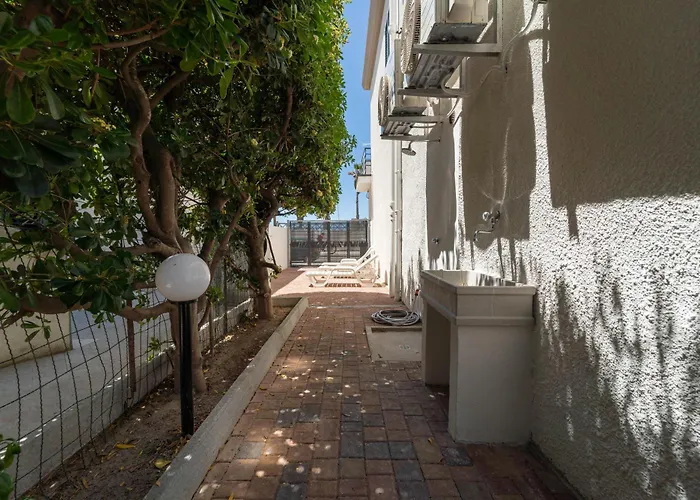 Seaview Lido Terrace